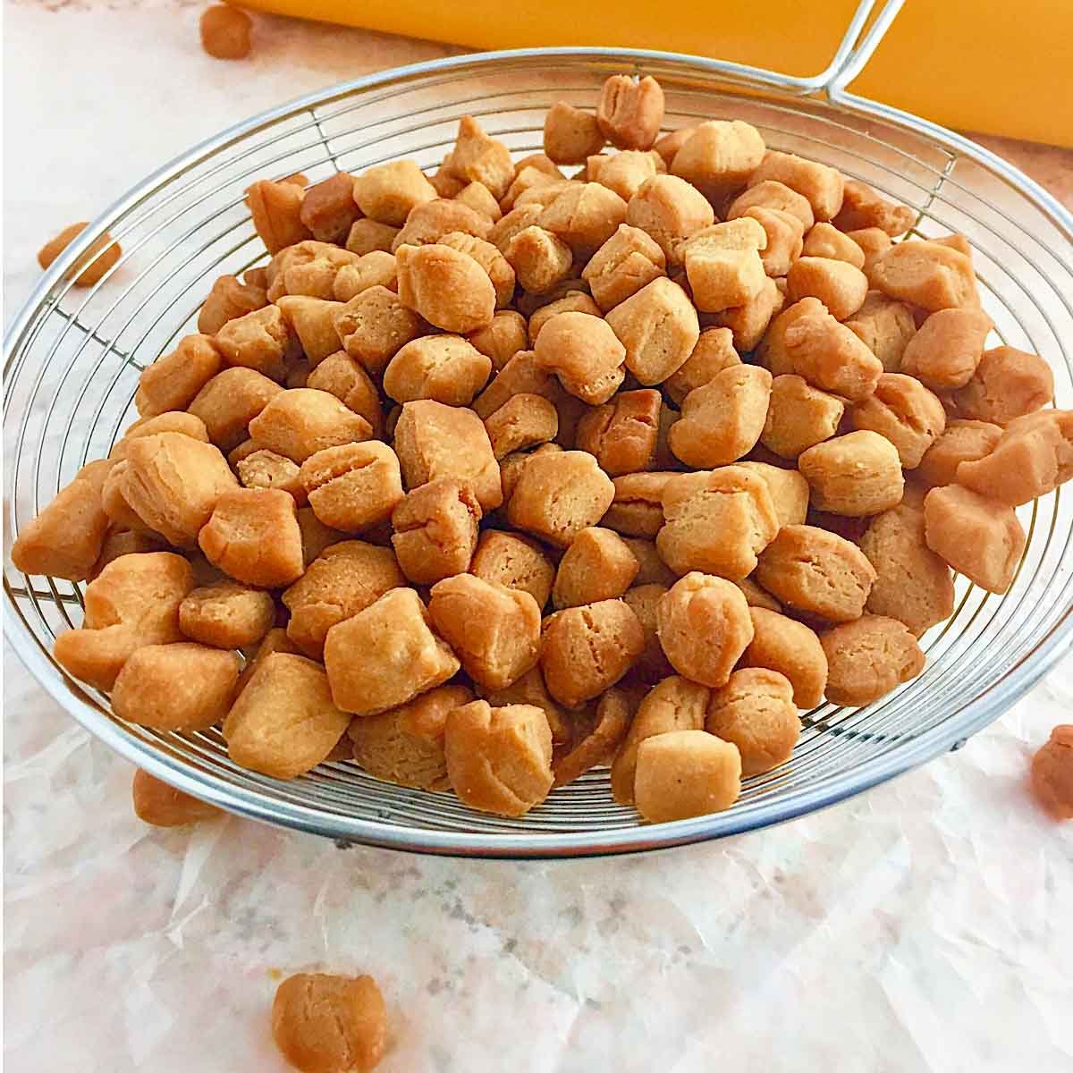 Chin Chin (Fried Dough Bites)